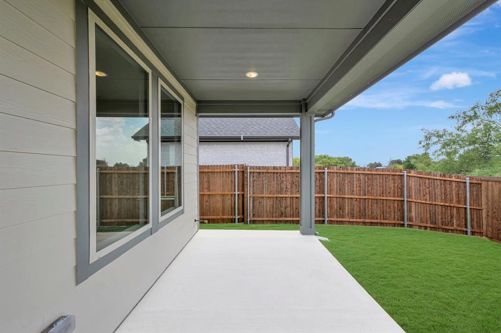 1733 Nesting Robin Lane Krum, TX 76249 - Photo 21 of 23 Discovery Collection at The Meadows