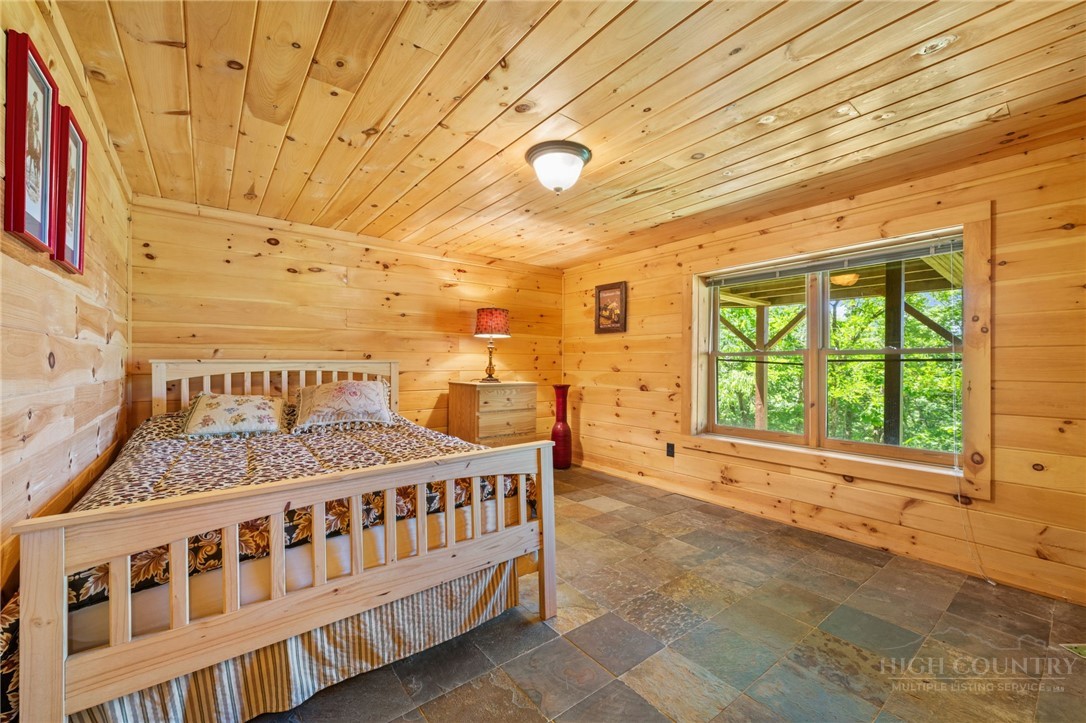 310 Locust Point Drive Boone, NC 28607 - Photo 27 of 33