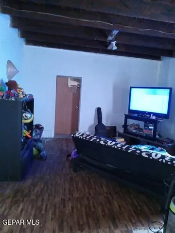 a close up of a street sign