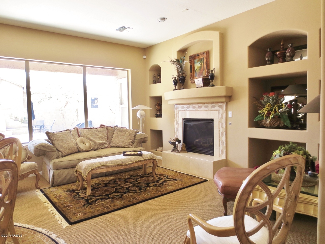 2125 West Eagle Feather Road Phoenix, AZ 85085 - Photo 13 of 19 liv rm south