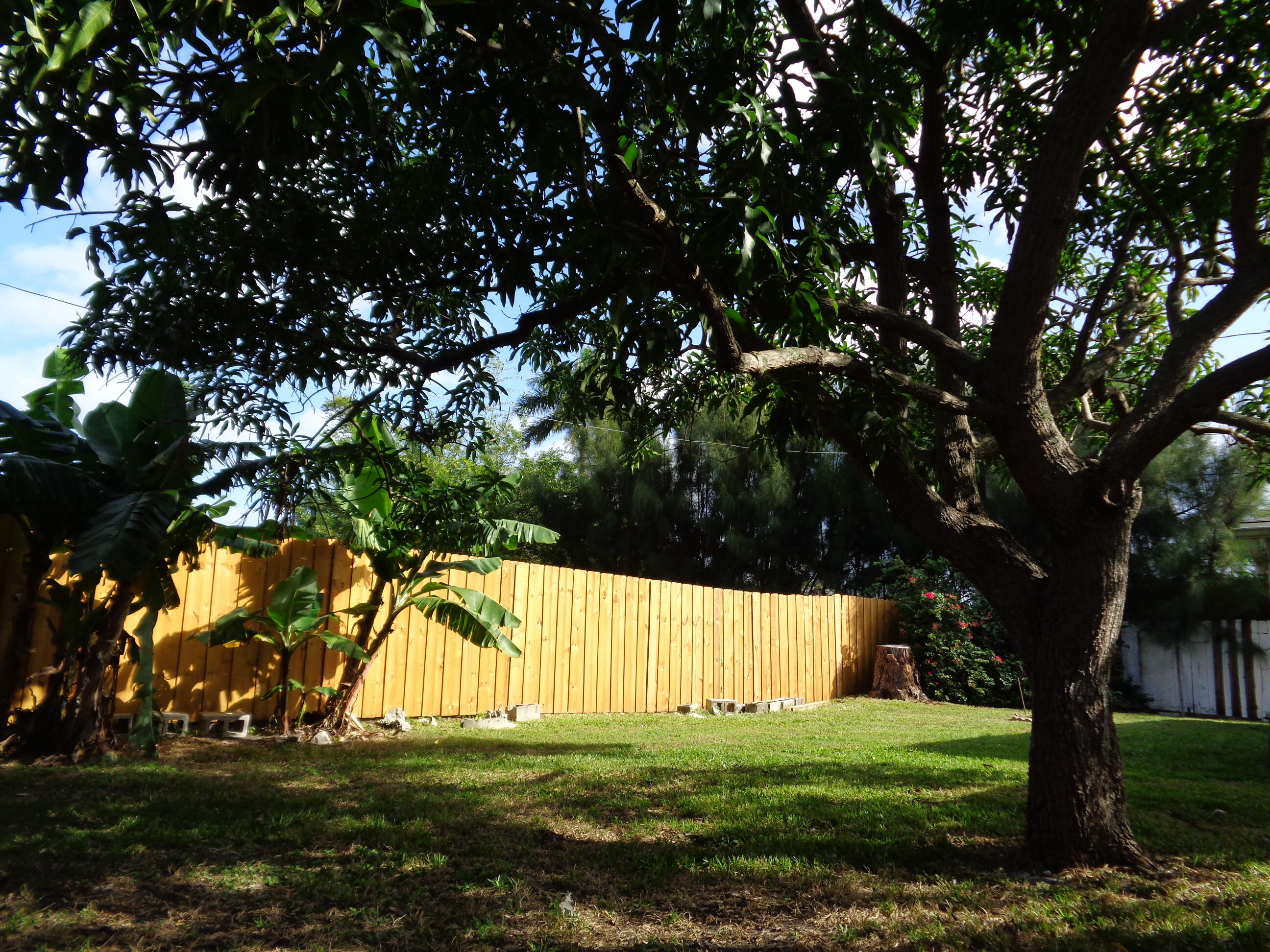 3718 Coconut Road Palm Springs, FL 33461 - Photo 5 of 21 # 5