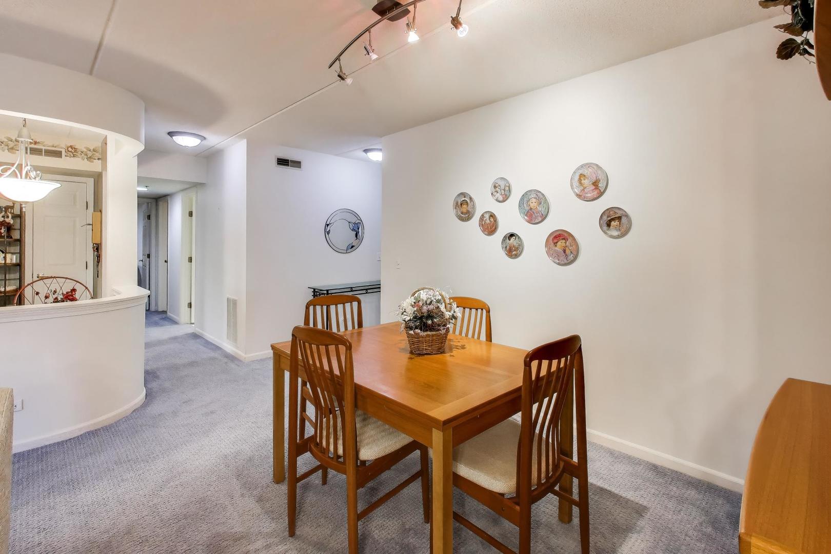 710 Creekside Drive, Unit 104A Mount Prospect, IL 60056 - Photo 9 of 31