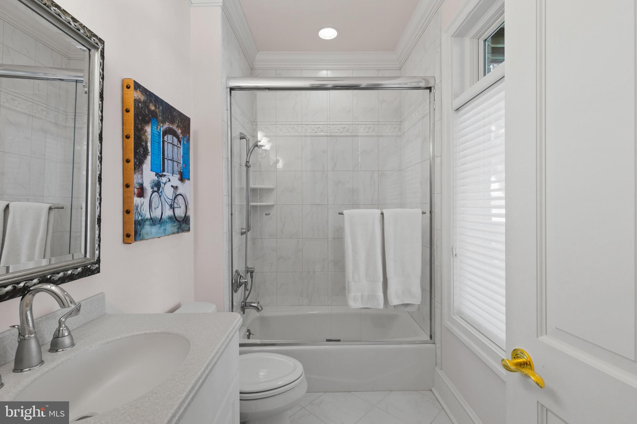 720 South River Landing Road Edgewater, MD 21037 - Photo 18 of 46 Ensuite bath