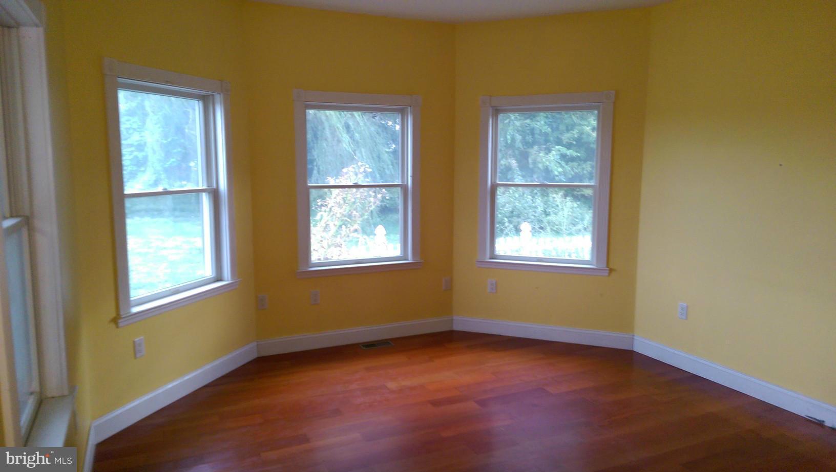 430 Hopewell Road Rising Sun, MD 21911 - Photo 7 of 12 Dining Room