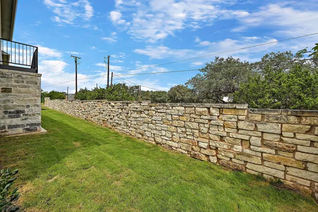 $1,349,484 | 906 Bristol Crk Bend, Lakeway, TX 78738