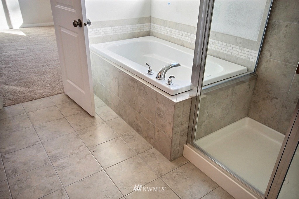 3710 Northeast 14th Street Renton, WA 98056 - Photo 7 of 10
