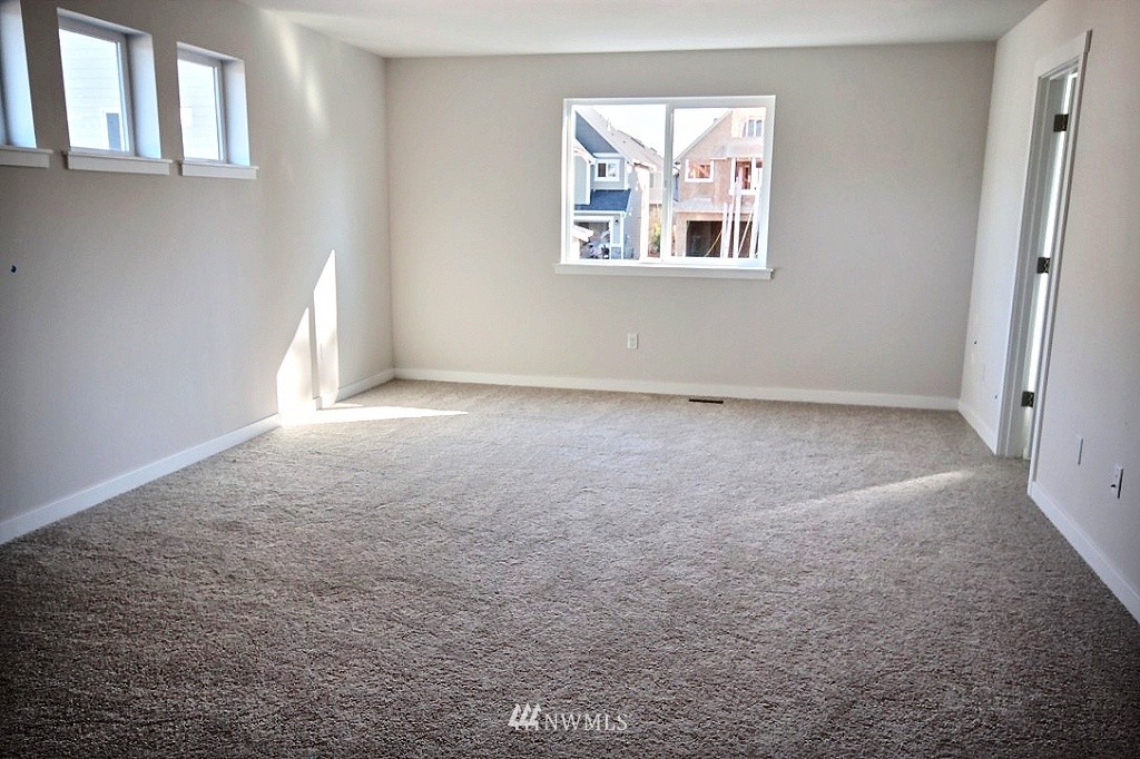 3710 Northeast 14th Street Renton, WA 98056 - Photo 8 of 10
