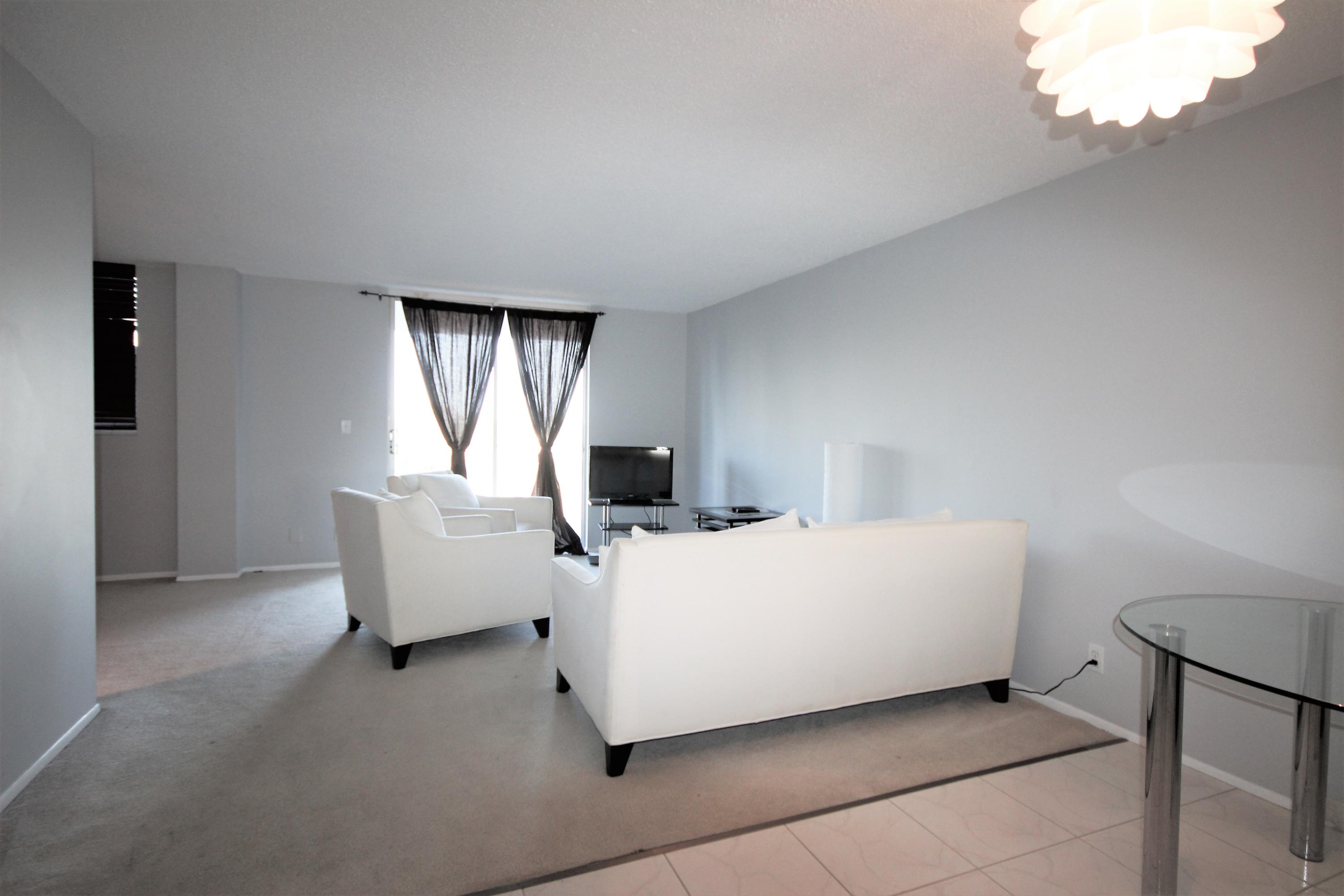 6161 Northwest 2nd Avenue, Unit 421 Boca Raton, FL 33487 - Photo 4 of 34 Living Room