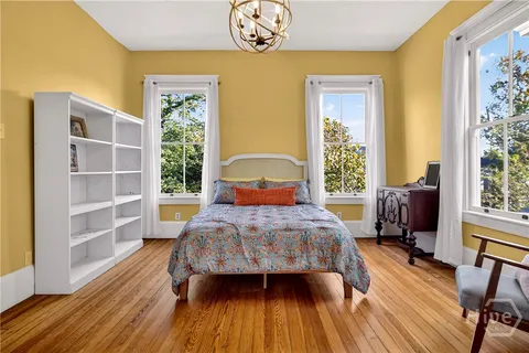$695,000 | 513 East Henry Street, Savannah, GA 31401