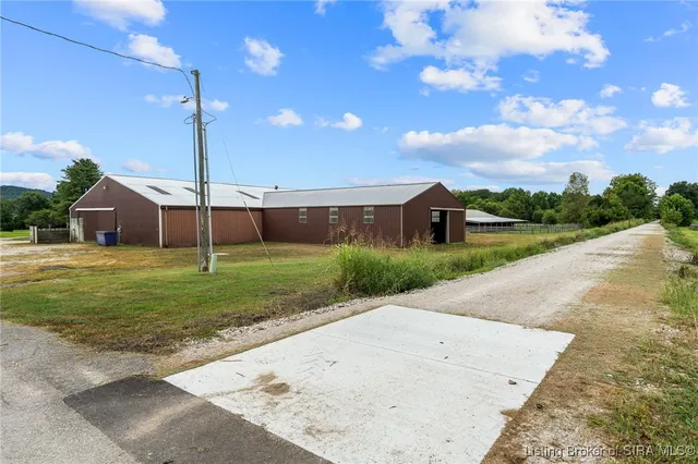 $650,000 | 60 State Road, Borden, IN 47106