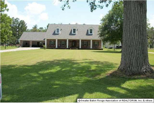 4489 Raymond Labauve Road Brusly, LA 70719 - Photo 1 of 8 Gallery Image 1