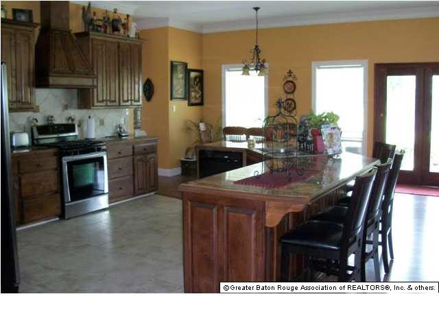 4489 Raymond Labauve Road Brusly, LA 70719 - Photo 3 of 8 Gallery Image 3