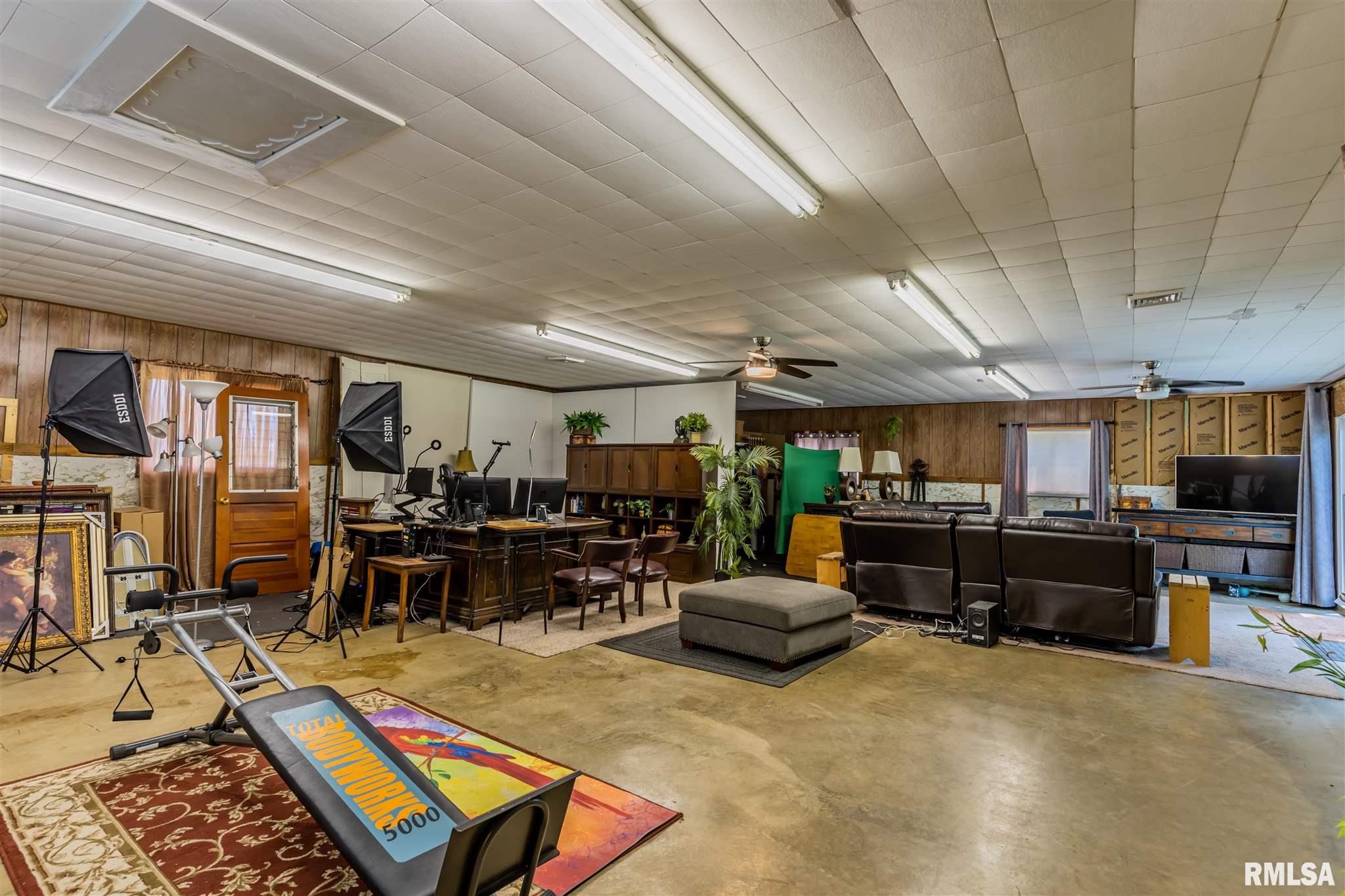 26353 North Orion School Road Canton, IL 61520 - Photo 36 of 36 Gallery Image 36