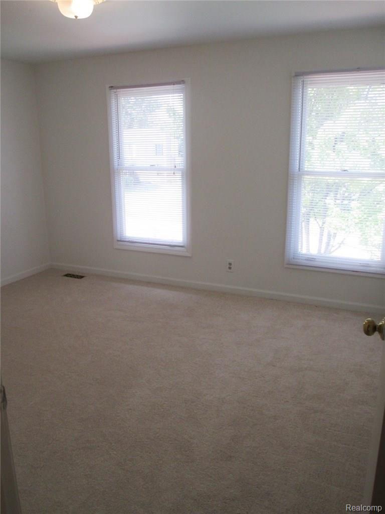 2415 Rancroft Beat Rochester, MI 48306 - Photo 29 of 30 IMG_6950.JPG