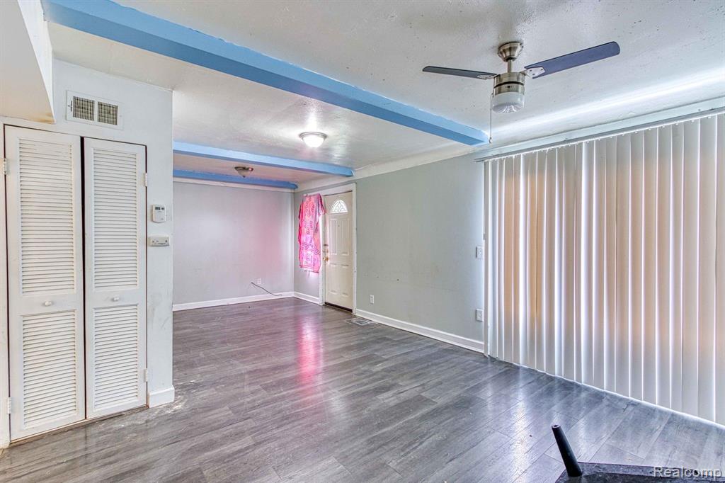 26342 Ross Street Inkster, MI 48141 - Photo 4 of 37 Gallery Image 4