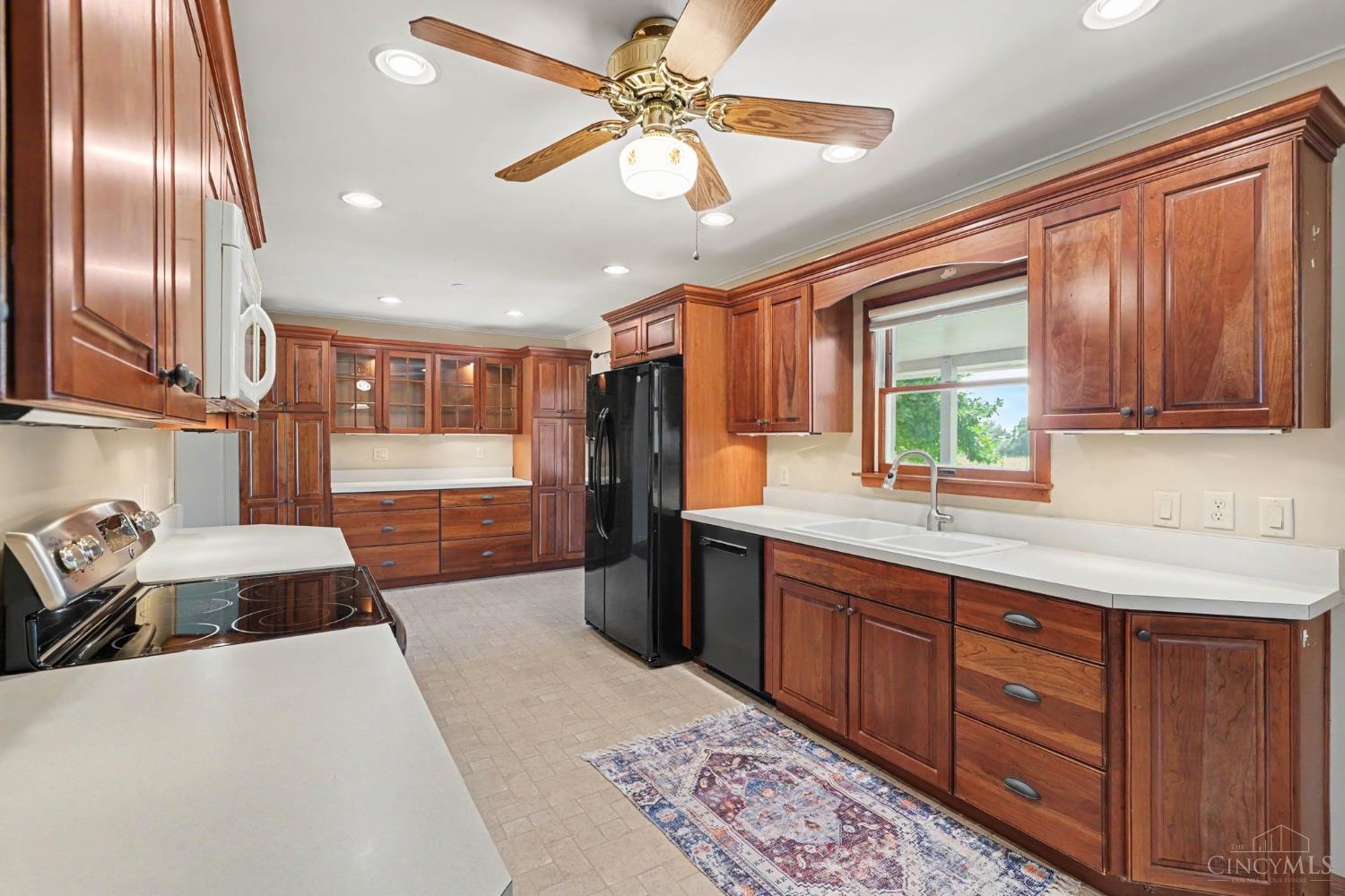 1569 Boyle Road Hamilton, OH 45013 - Photo 5 of 26 Gallery Image 5
