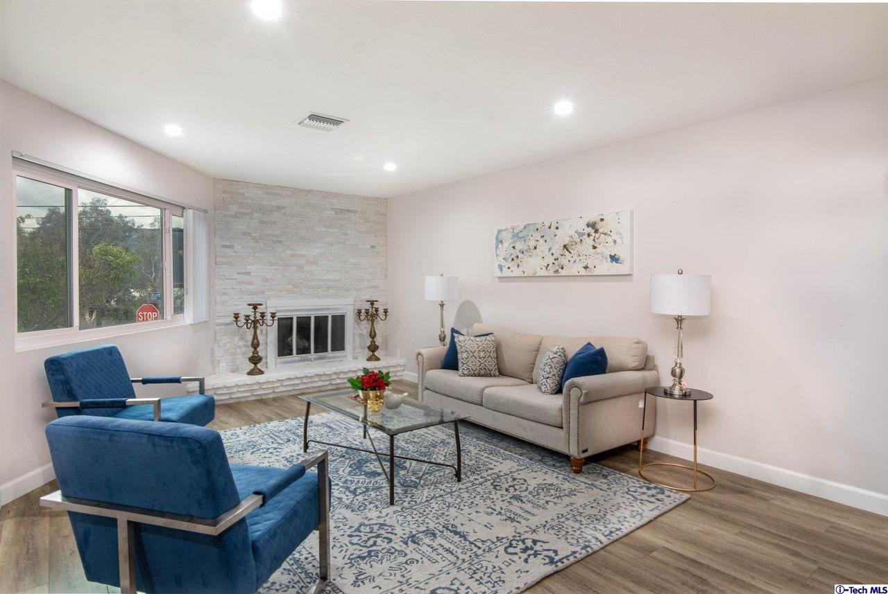 10001 Covert Avenue Tujunga, CA 91042 - Photo 5 of 24