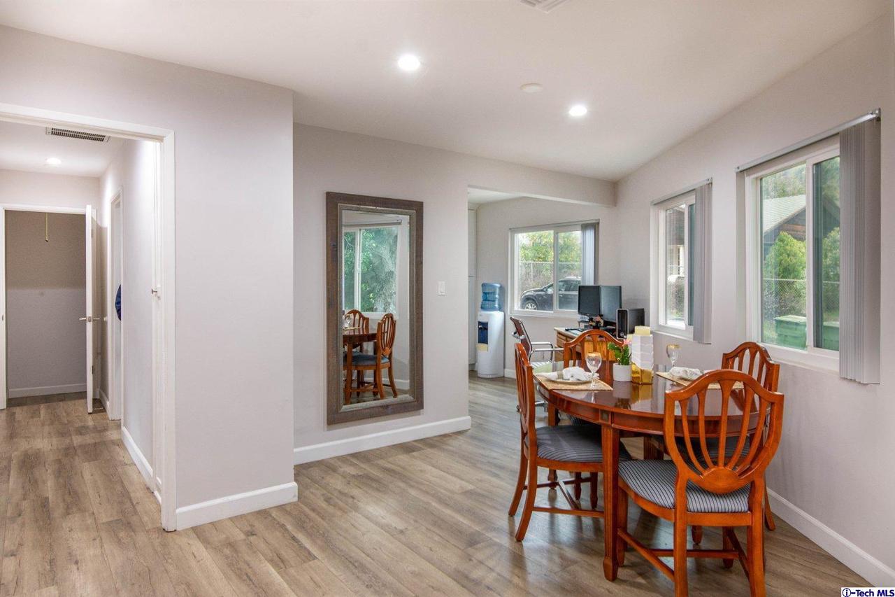 10001 Covert Avenue Tujunga, CA 91042 - Photo 9 of 24
