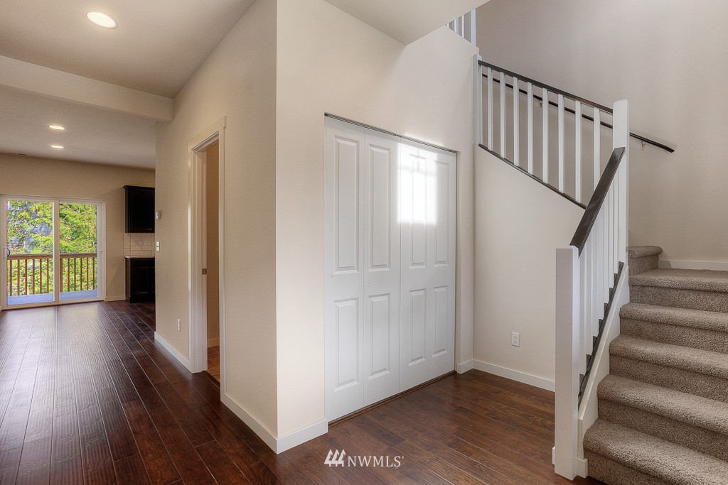 110 157th Lane Southeast, Unit 30 Bothell, WA 98012 - Photo 2 of 16 Gallery Image 2