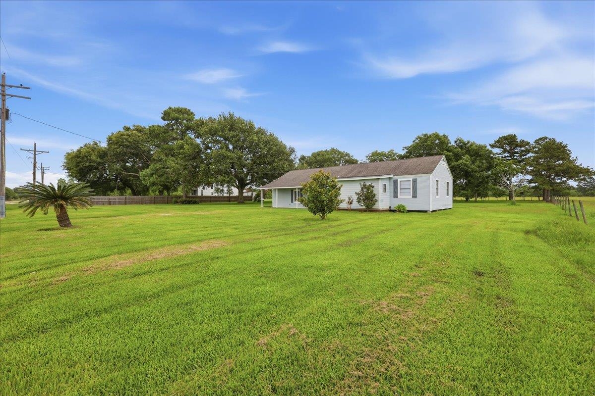 17261 County Line Road Winnie, TX 77665 - Photo 2 of 30