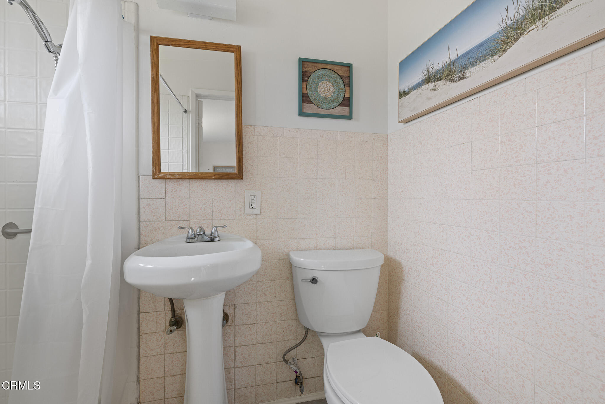 486 Will Avenue Oxnard, CA 93036 - Photo 15 of 25 _AR52328