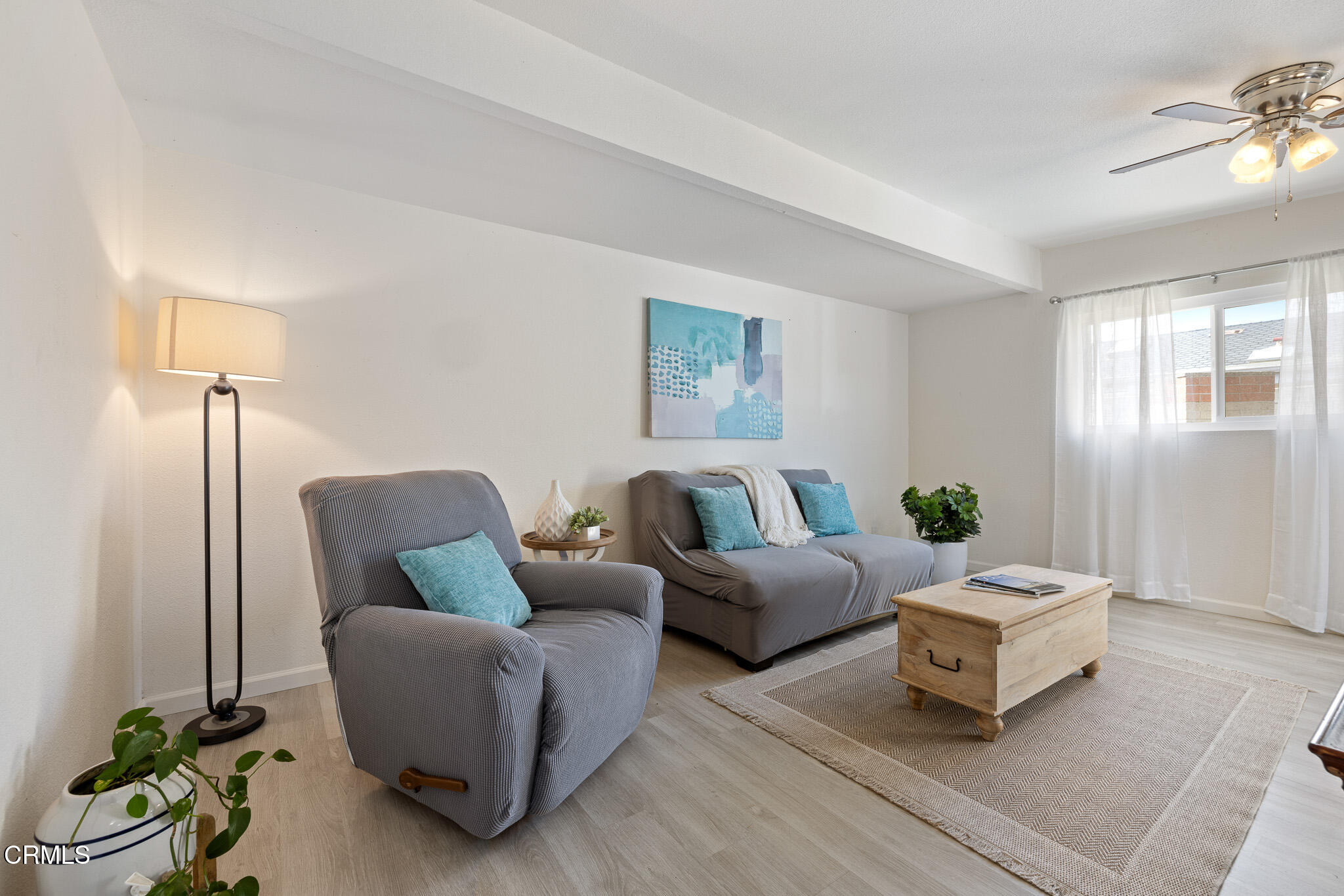 486 Will Avenue Oxnard, CA 93036 - Photo 4 of 25 _AR52289