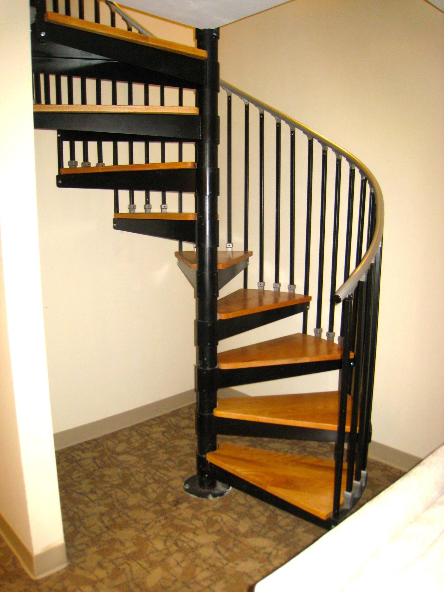 52 Alma Road Mashpee, MA 02649 - Photo 16 of 23 Staircase