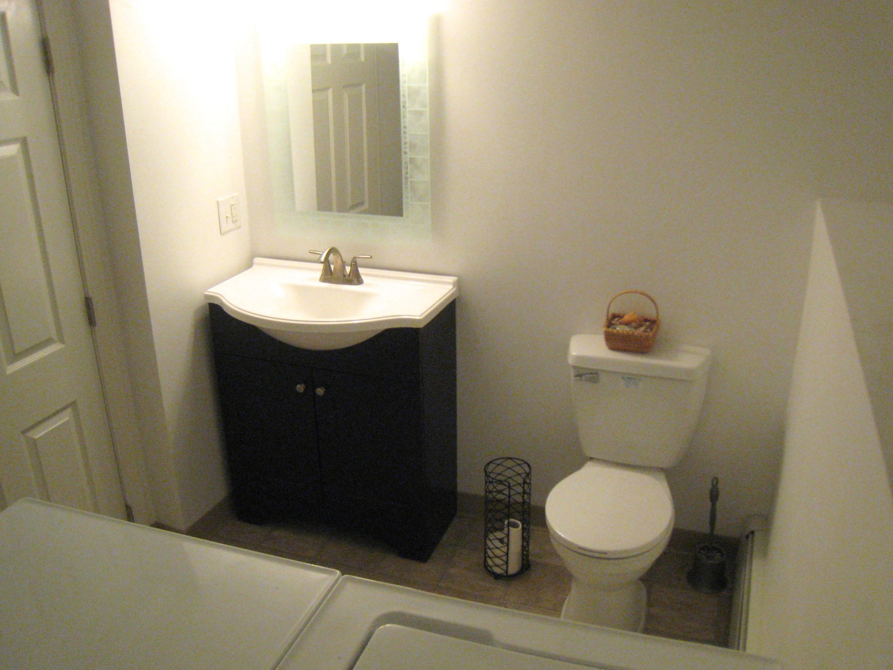 52 Alma Road Mashpee, MA 02649 - Photo 19 of 23 Laundry-1:2 bath
