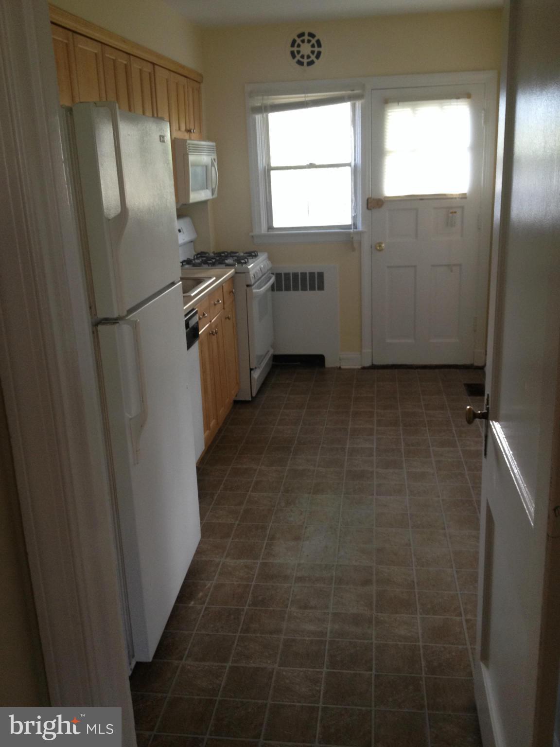 3803 Delverne Road Baltimore, MD 21218 - Photo 9 of 20 Kitchen
