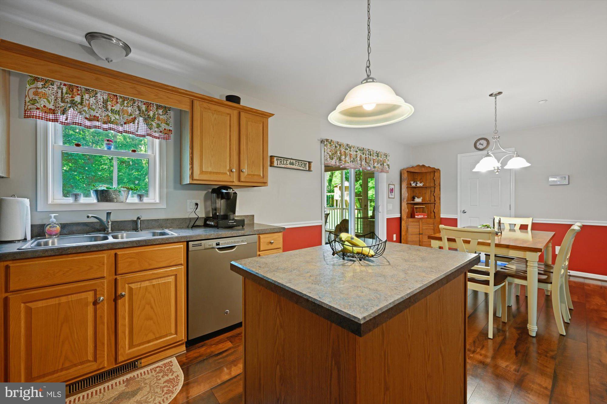 5555 Lineboro Road East Manchester, MD 21102 - Photo 12 of 34