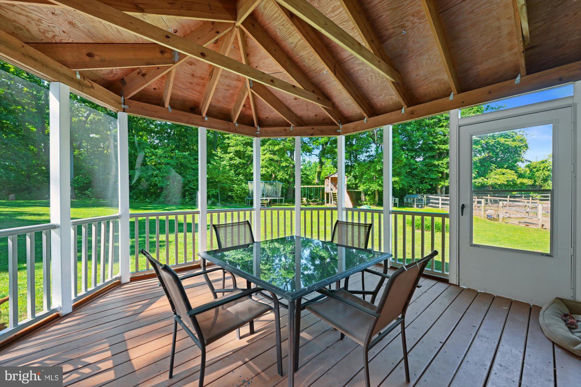 5555 Lineboro Road East Manchester, MD 21102 - Photo 24 of 34