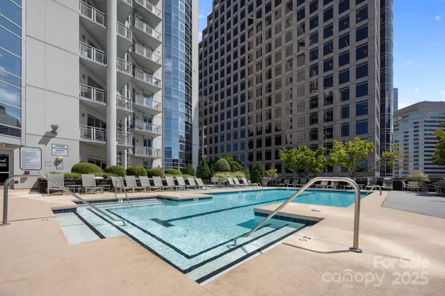 $339,000 | 333 West Trade Street, Unit 2603, Charlotte, NC 28202