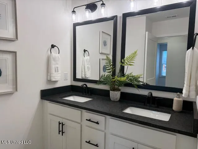 $360,800 | 4297 Olivia Circle West, Olive Branch, MS 38654