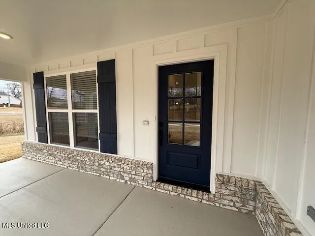 $360,800 | 4297 Olivia Circle West, Olive Branch, MS 38654