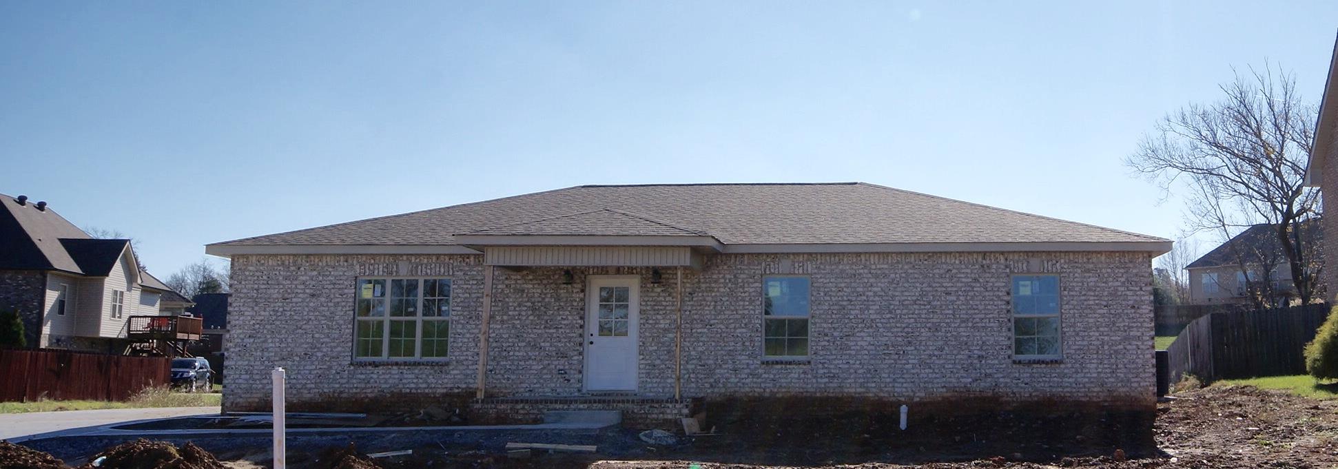 3568 Drake Road Adams, TN 37010 - Photo 3 of 6 a front view of a house