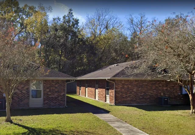 $780 | 46 Iris Lane, Westwego, LA 70094