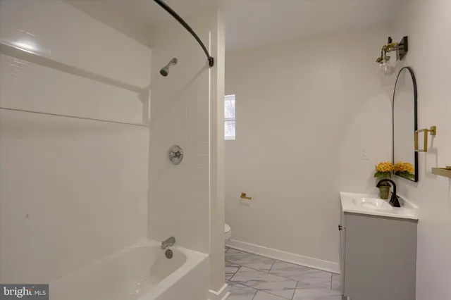 $364,900 | 393 Sherwood Drive, Carlisle, PA 17015