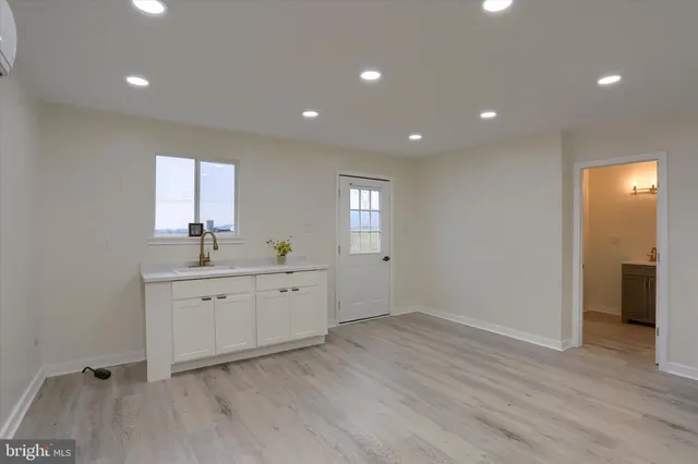 $364,900 | 393 Sherwood Drive, Carlisle, PA 17015