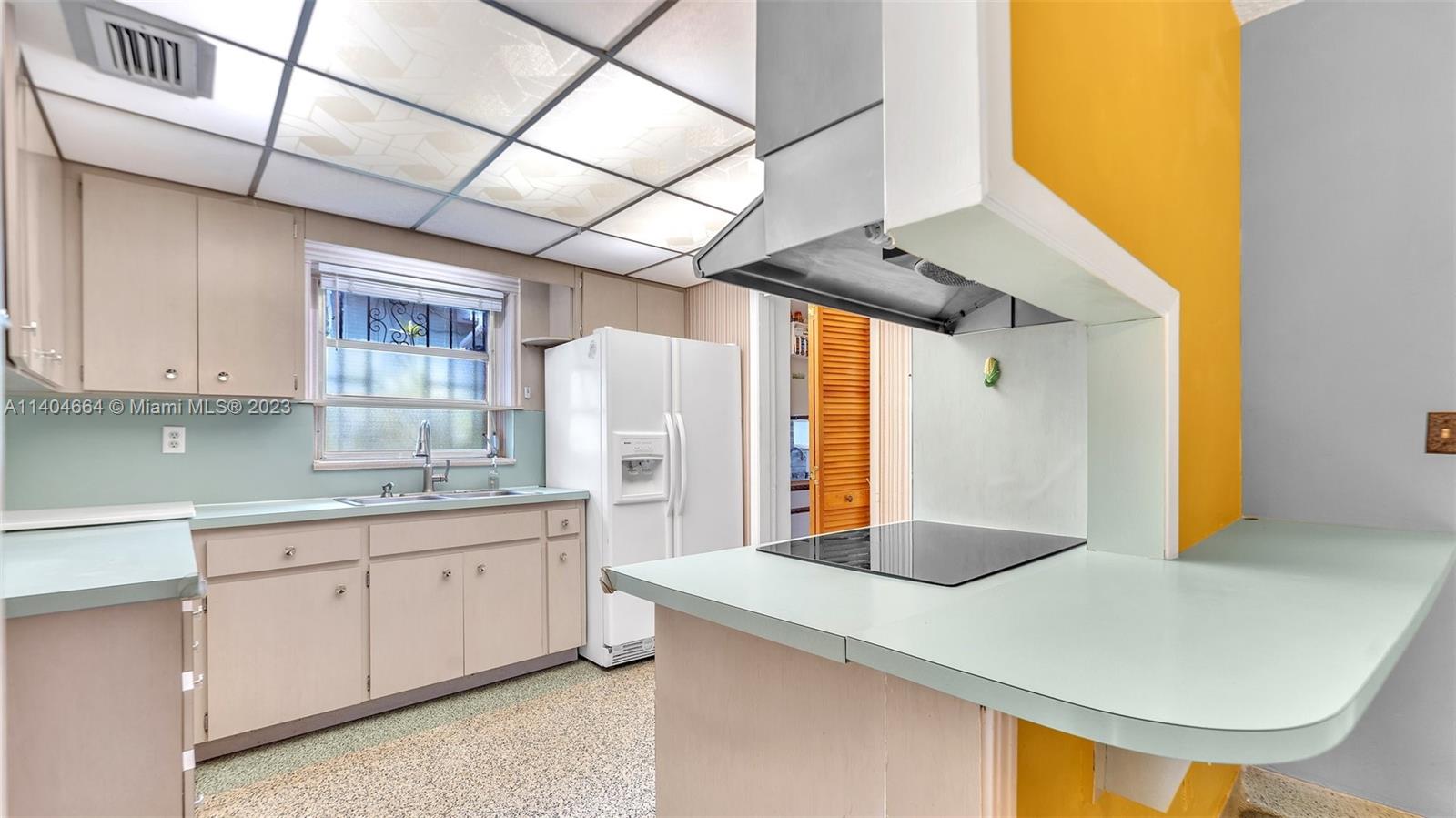 3333 Southwest 1st Street Miami, FL 33135 - Photo 3 of 70