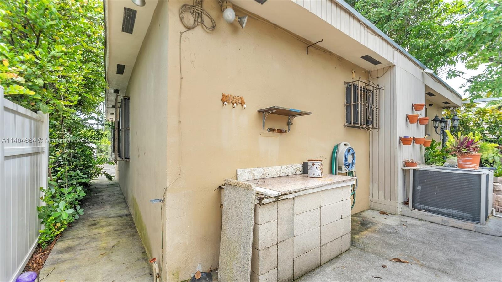 3333 Southwest 1st Street Miami, FL 33135 - Photo 59 of 70 a utility room with dryer and washer