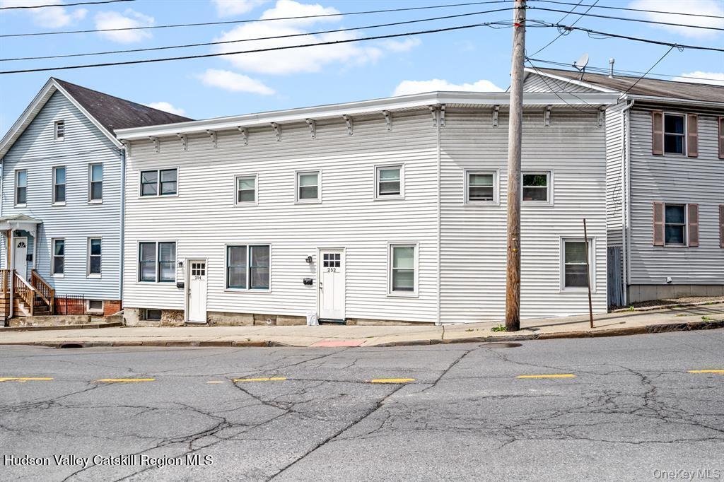 252-254 Partition Street Saugerties, NY 12477 - Photo 33 of 35 GetMedia (33)