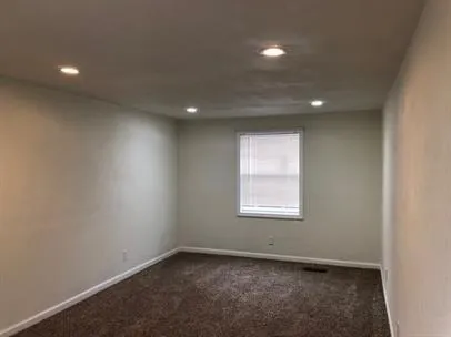 $1,400 | 105 Lazy Ike Lane, Pottsboro, TX 75076