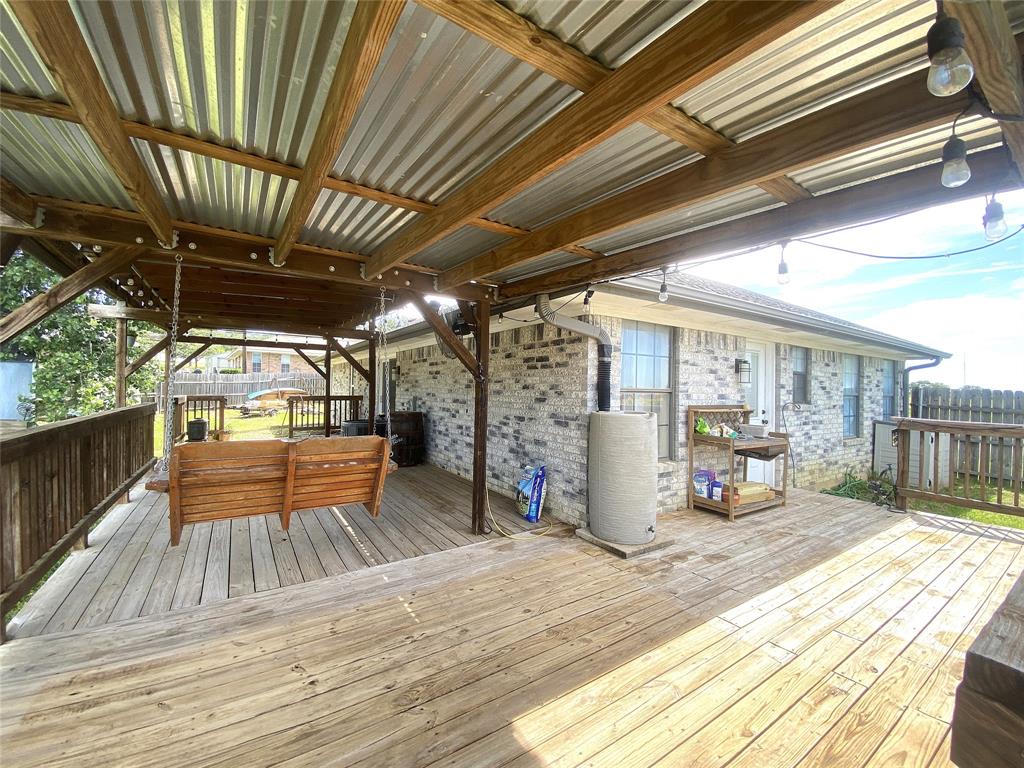404 Old Mansfield Road Keene, TX 76059 - Photo 23 of 33 Corner of Deck
