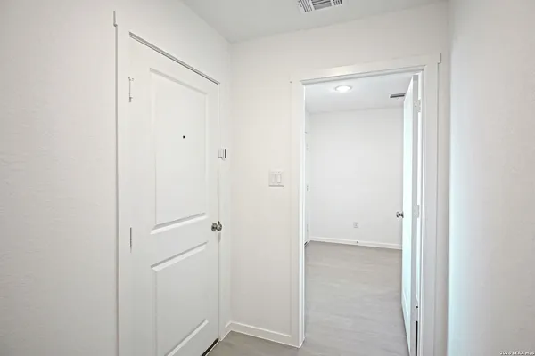 $1,495 | 2423 Shady Grove, New Braunfels, TX 78130