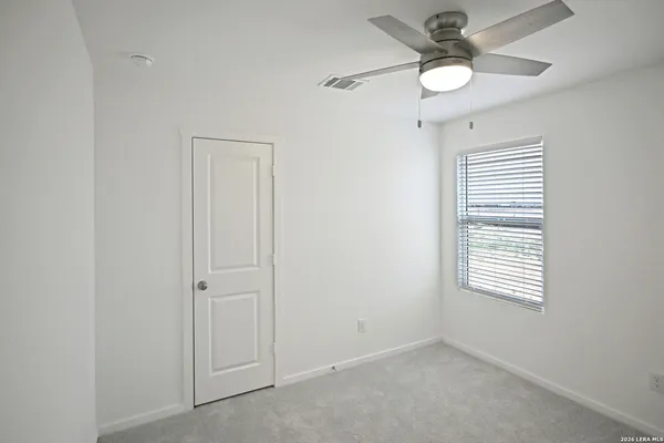 $1,495 | 2423 Shady Grove, New Braunfels, TX 78130