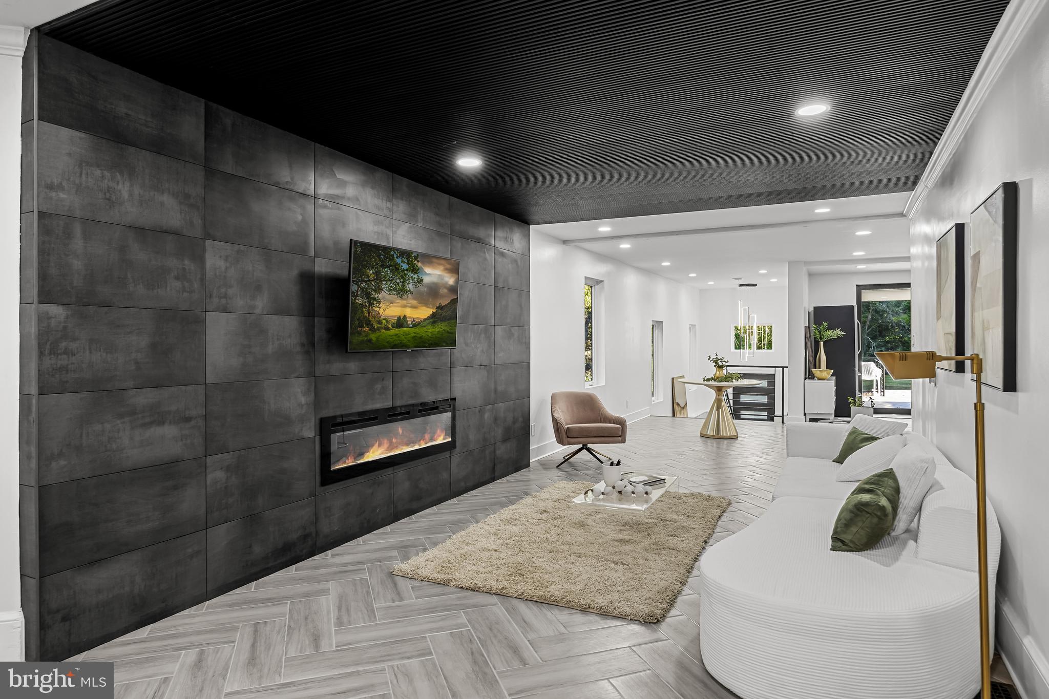 514 East Main Street Moorestown, NJ 08057 - Photo 14 of 60 a living room with furniture and a flat screen tv