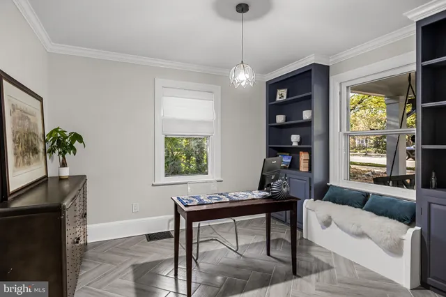 a view of a entryway of a house