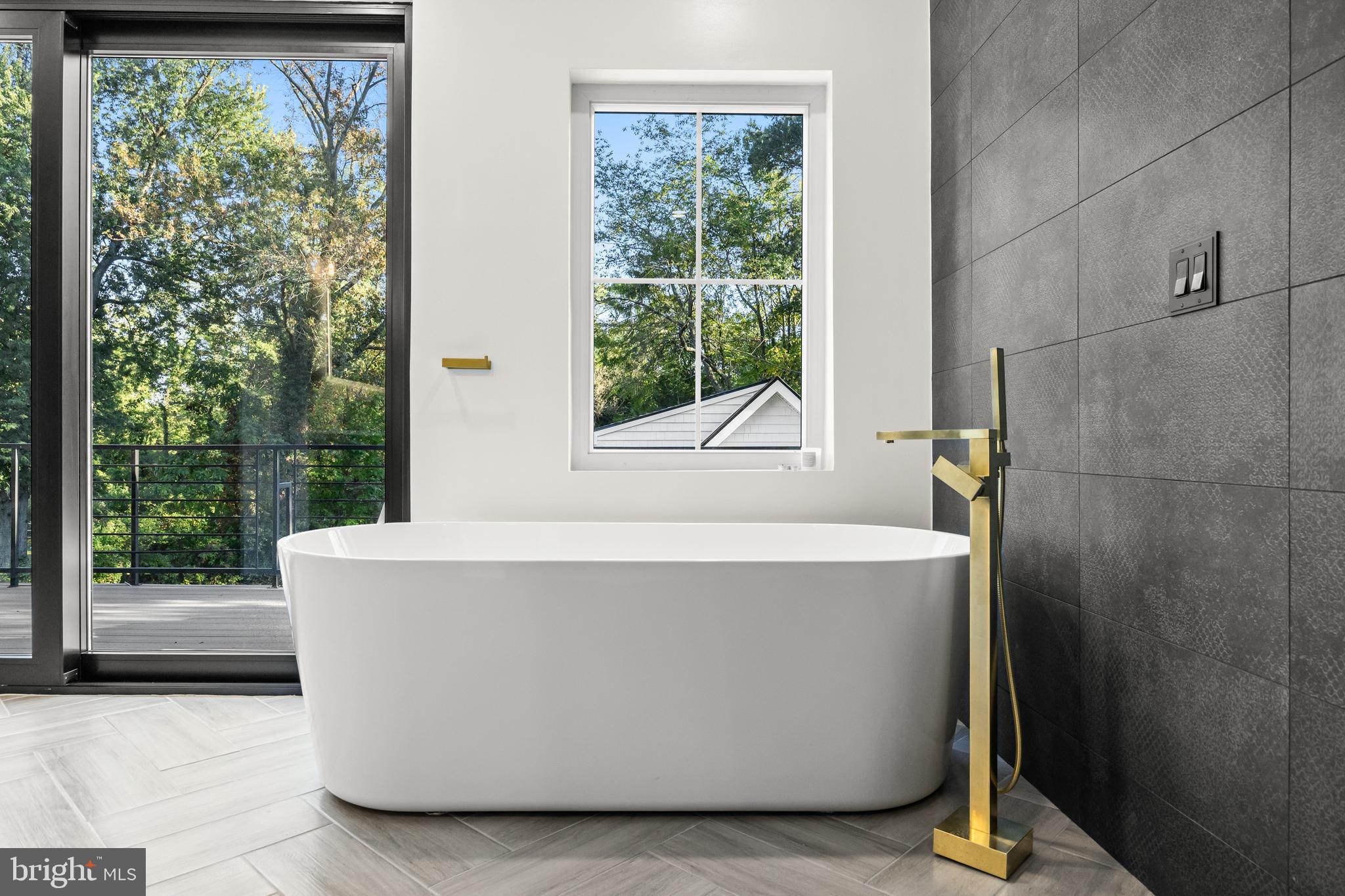 514 East Main Street Moorestown, NJ 08057 - Photo 28 of 60 Primary Bath