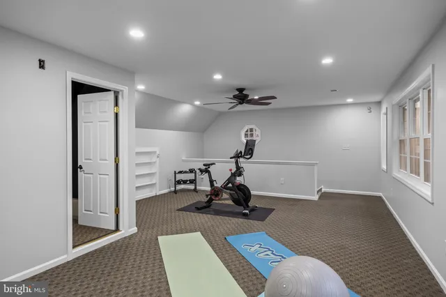 a picture of floor plan