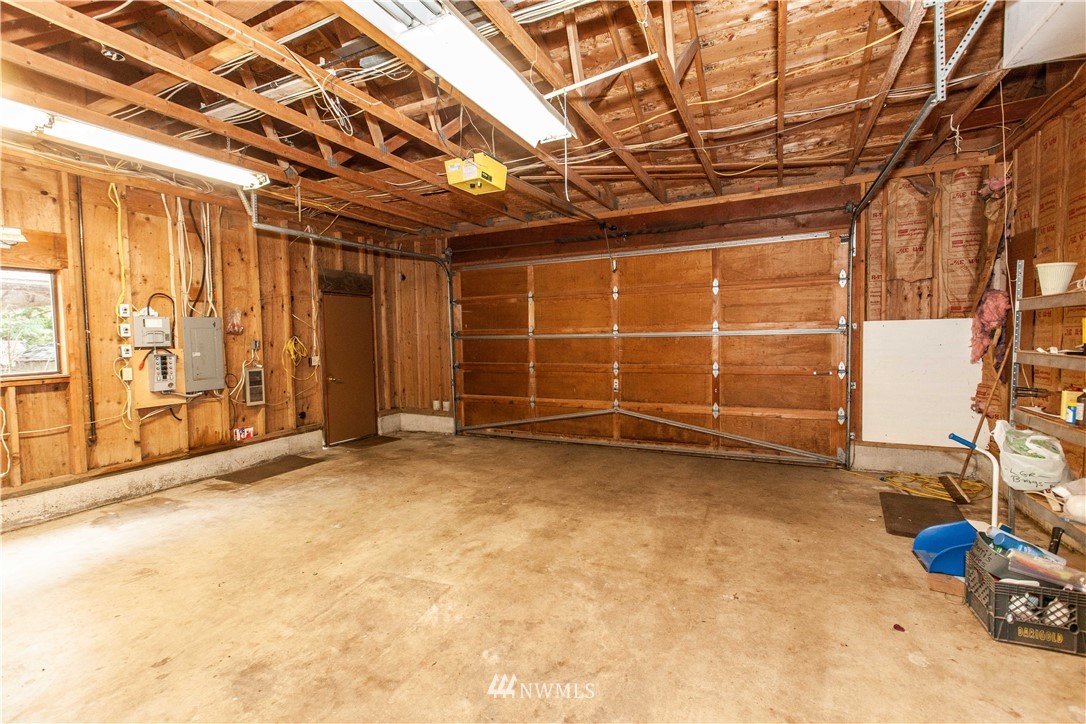 7713 Cultus Bay Road Clinton, WA 98236 - Photo 16 of 25 Gallery Image 16